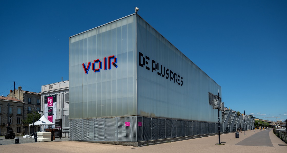 bad-bordeaux-art-contemporain-design-salon-hangar-14