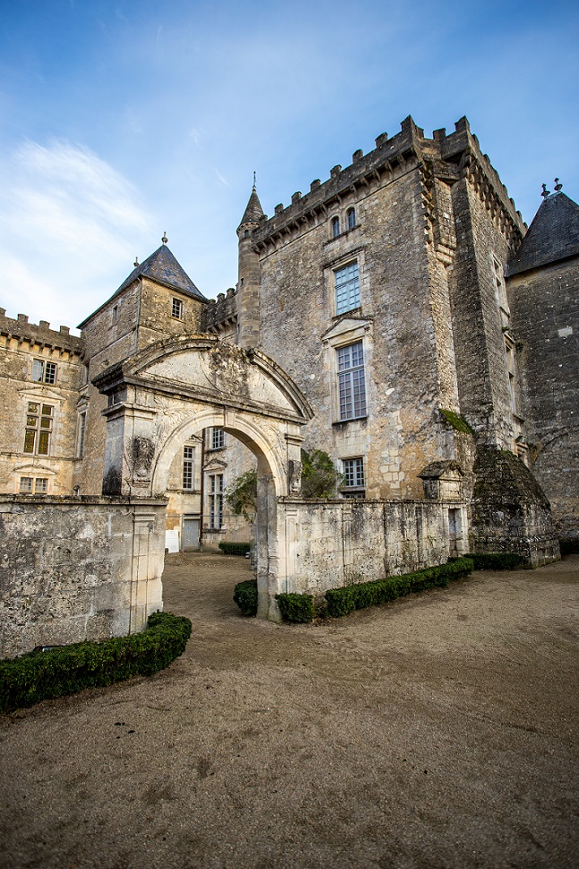 chateau-vayres-gironde-tourisme-monument