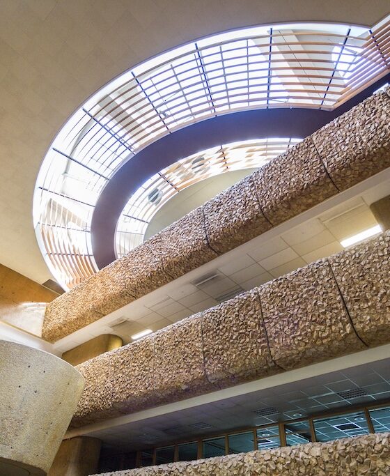 caisse-épargne-mériadeck-bordeaux-transformation-visite