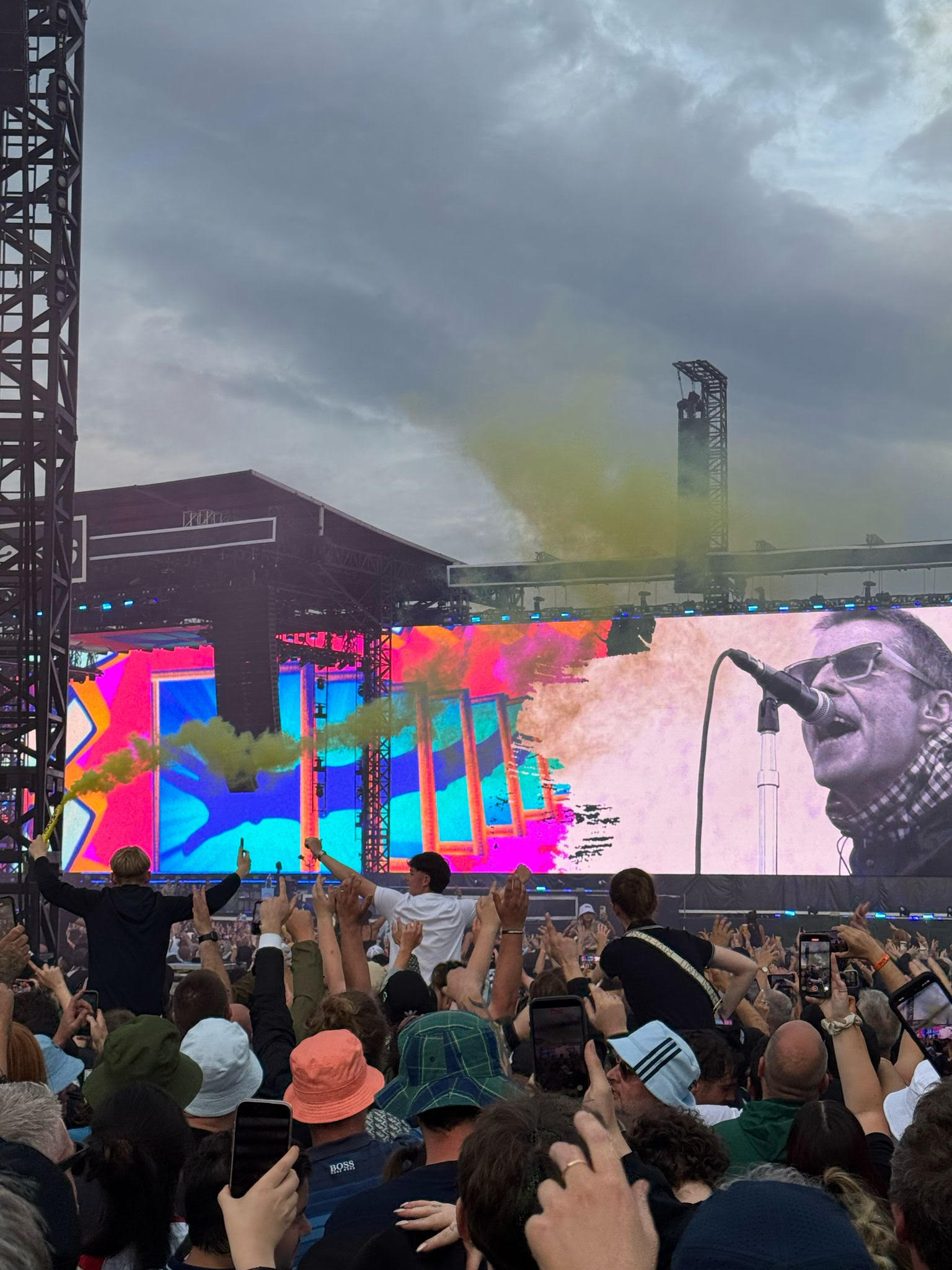 oasis-concert-manchester-reformation-tournee