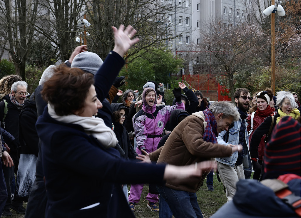 Emmitouflé—Boris Charmatz-merignac-spectacle