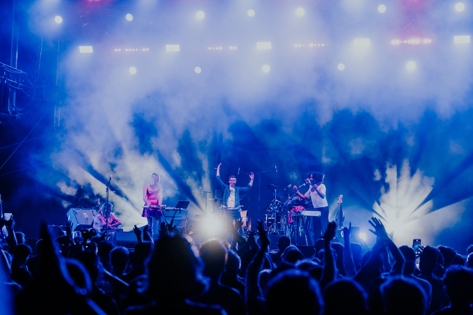 RES25_JOUR04_PSYCHOTIC MONKS AND GUESTS_LOUIS COMAR - 18