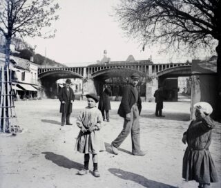 Place de Lormont, s.d. début XXe siècle © Archives de Bordeaux Métropole, BXM 30 Fi 46